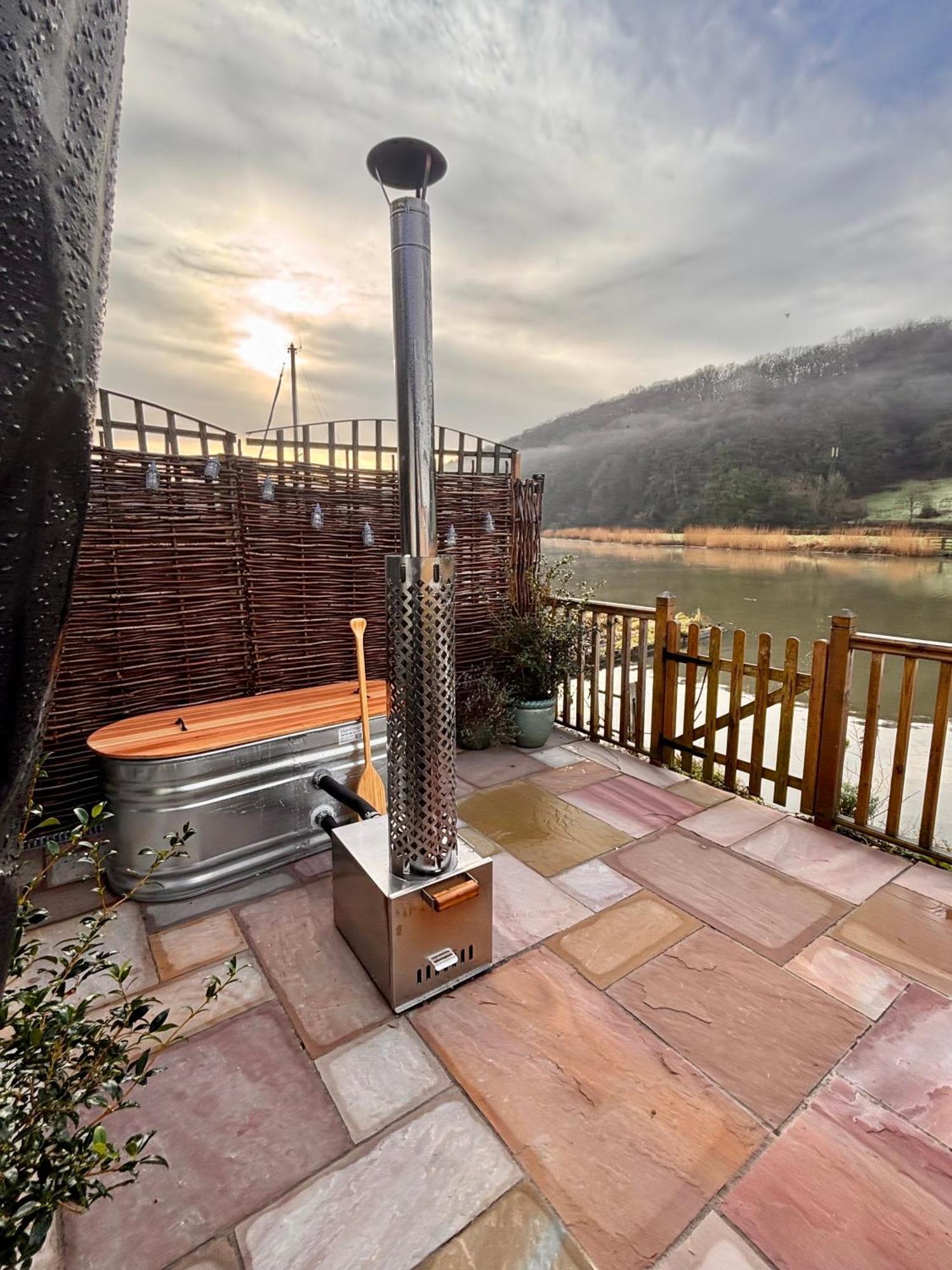 Viaduct River View & Outdoor Bath - Couples Retreat Calstock Exterior foto