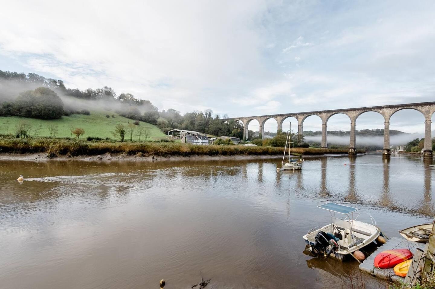 Viaduct River View & Outdoor Bath - Couples Retreat Calstock Exterior foto